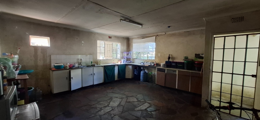 5 Bedroom Property for Sale in Ficksburg Free State
